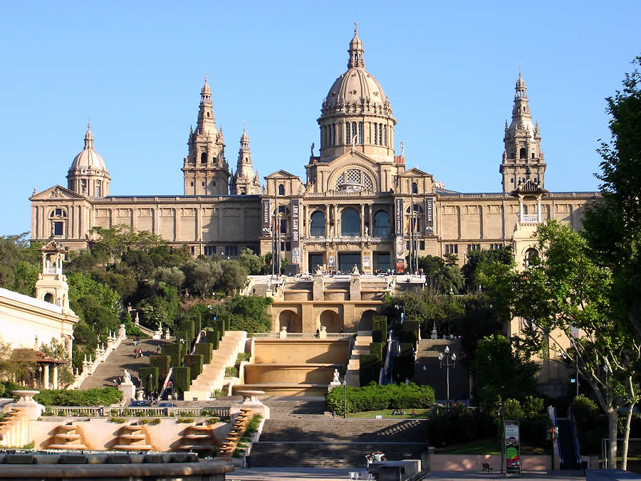 Edificio del MNAC (Museo Nacional de Arte de Cataluña)