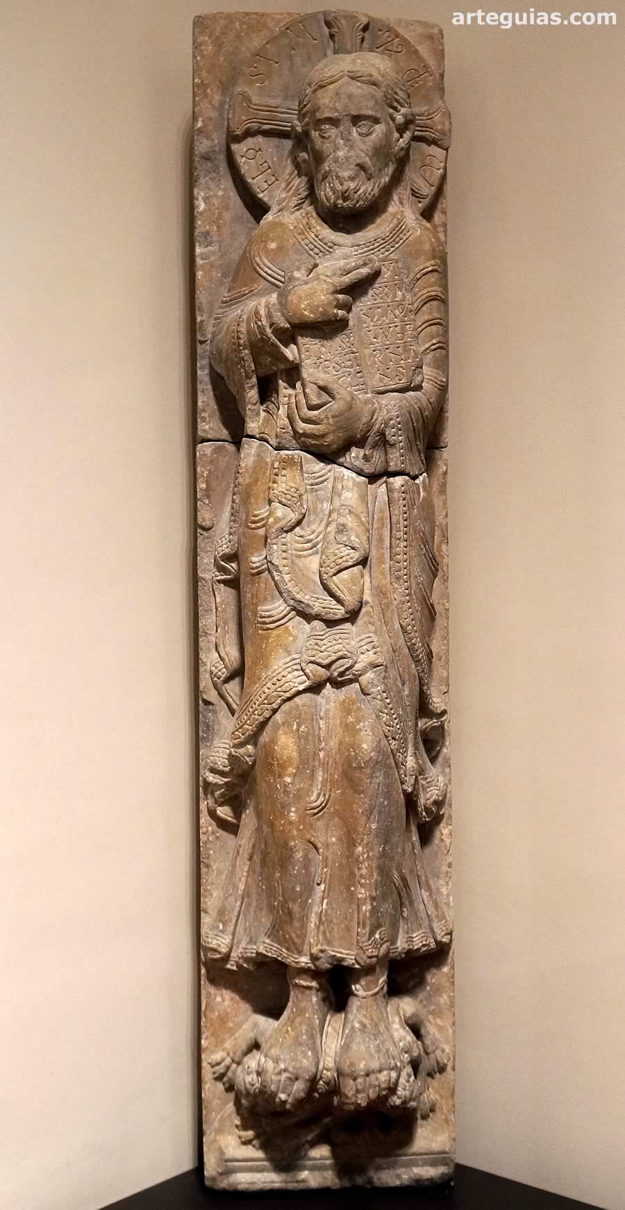 Museo Arqueol&oacute;gico Nacional de Espa&ntilde;a: parteluz con Cristo Salvador