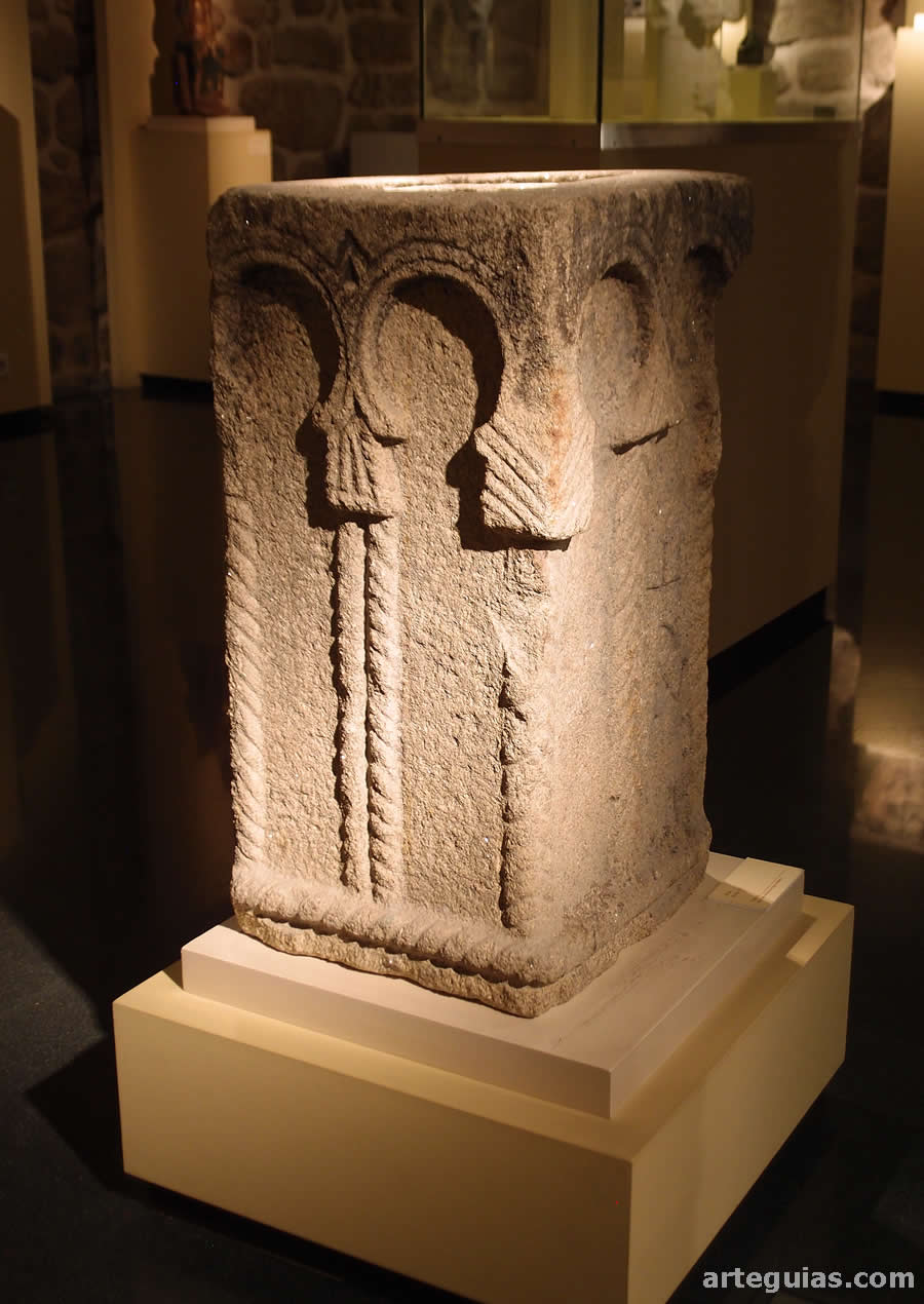 Ara de altar de San Pdro de Rocas