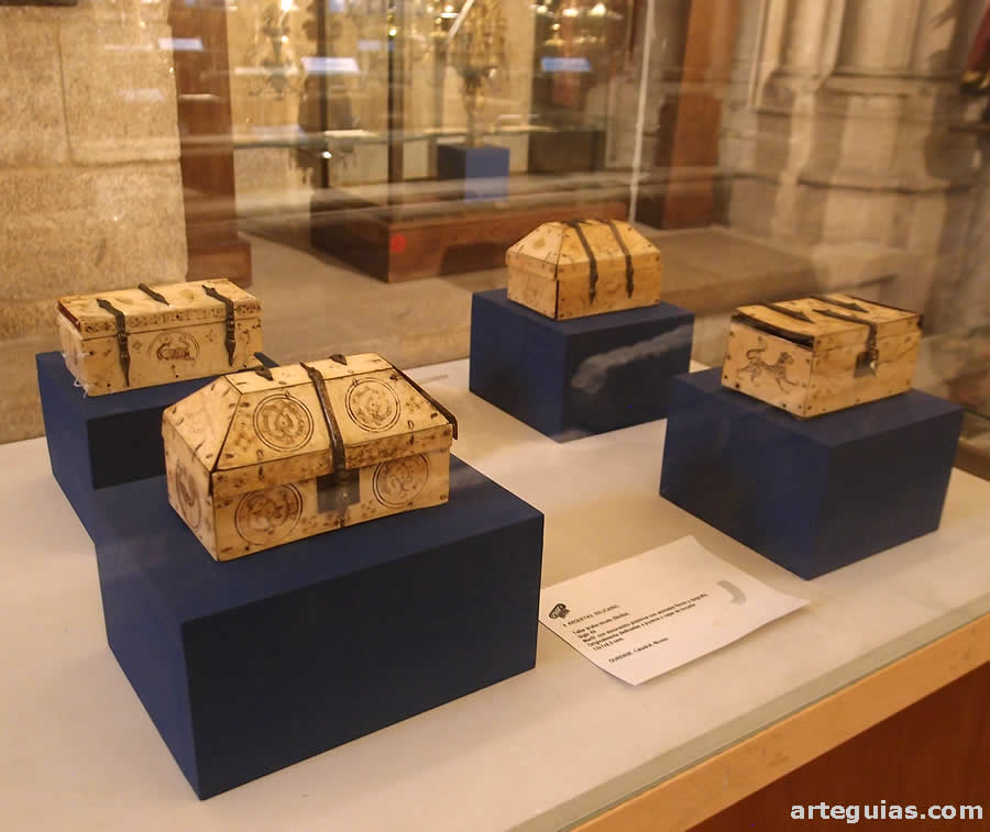 Arquetas del siglo XII. Museo Catedralicio de Ourense