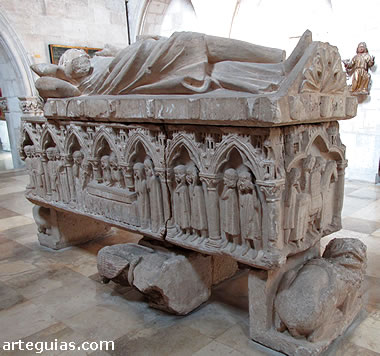 Sepulcro procedente del Monasterio de Palazuelos