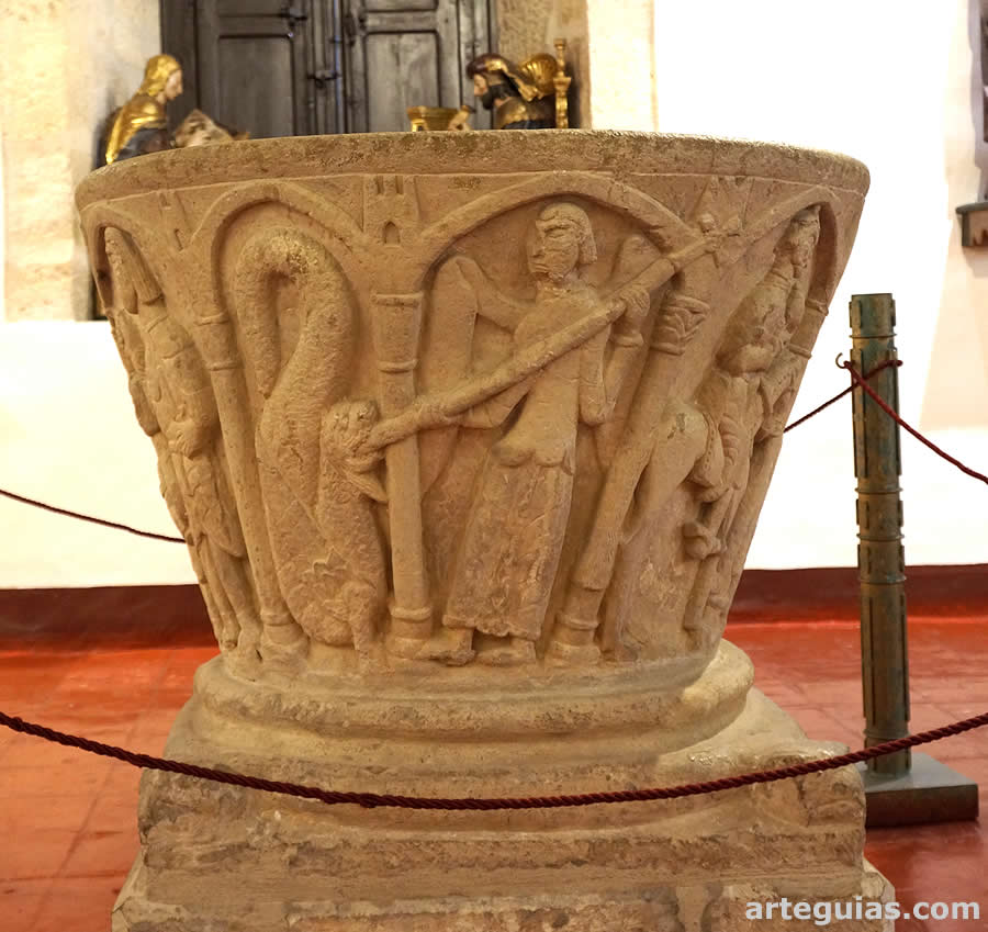 Pila de Valcobero: San Miguel y el dragón