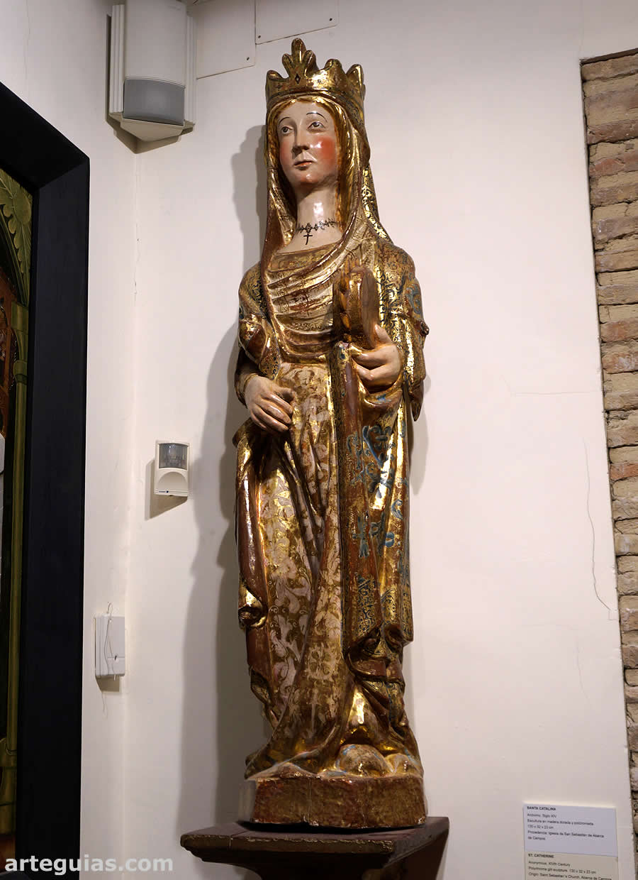 Imagen gótica de Santa Catalina en el Museo Diocesano de Arte Sacro, Palencia