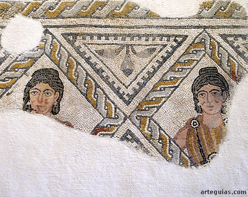 Detalle del Mosaico de las Tres Mujeres de época romana. Museo de Cáceres