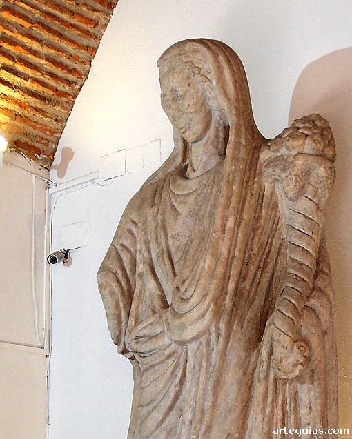 Estatua del Genio Andrógino. Museo de Cáceres