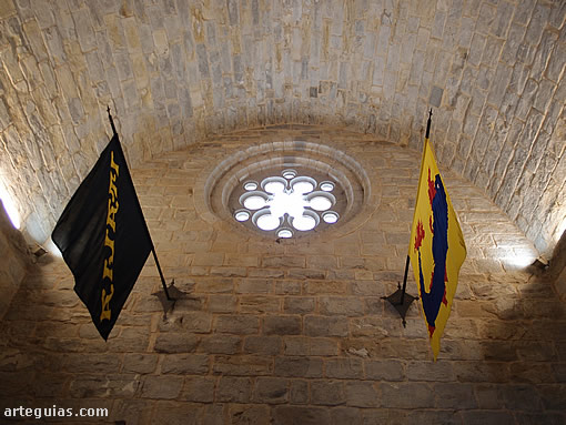 Interior de la fachada occidental