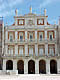 El palacio de Aranjuez est&aacute; construido a base de piedra caliza y ladrillo