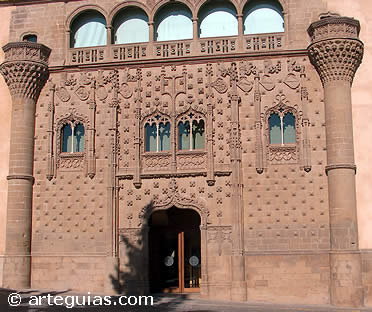 Fachada del Palacio de Jabalquinto de Baeza