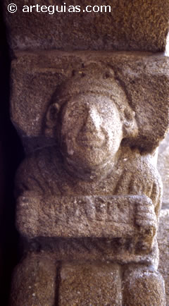 Mocheta en la Iglesia de San Salvador de Padr&oacute;ns, en el municipio de Ponteareas (Pontevedra)