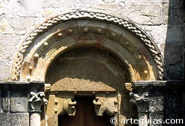 Portada meridional. Pexegueiro