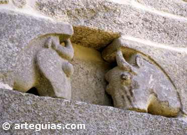 San Salvador de Sobrada. Tomi&ntilde;o