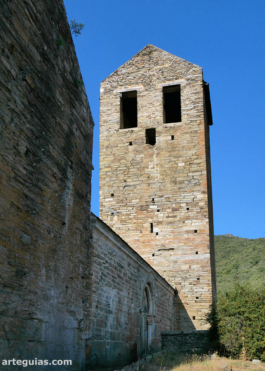 Torre campanario de la primera campaña