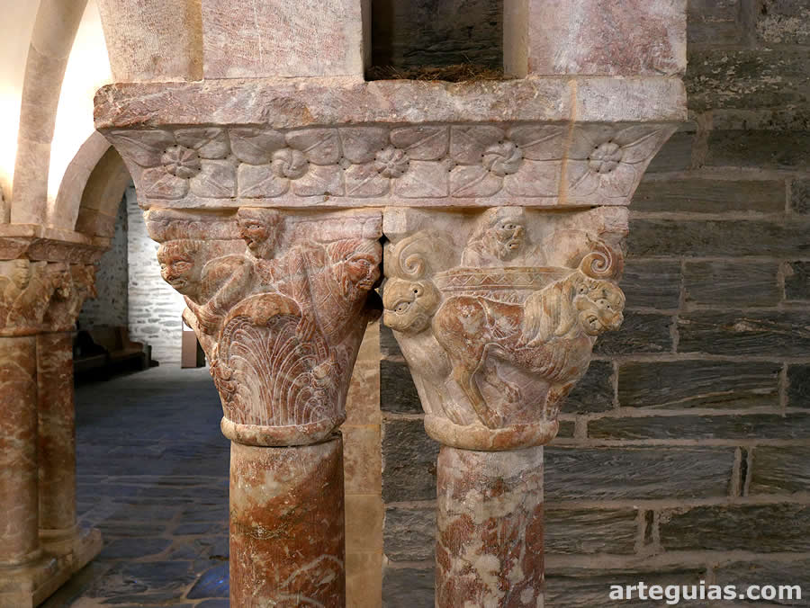 Columnas de la tribuna