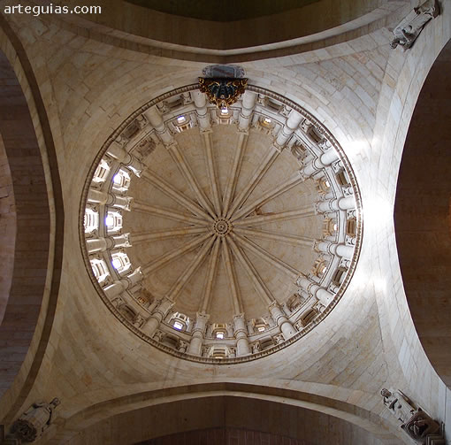 Cimborrio gallonado de la Catedral Vieja de Salamanca