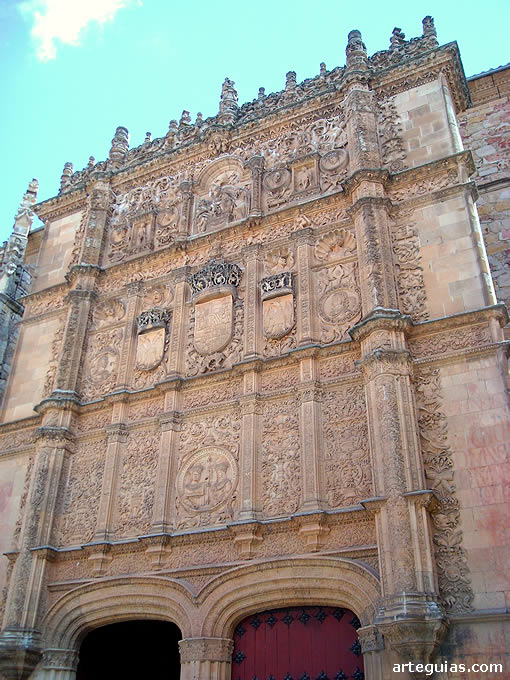 Fachada plateresca de la Universidad de Salamanca