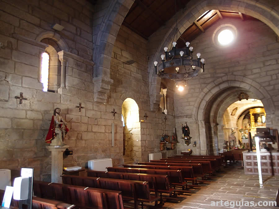Iglesia del Santuario de A Franqueira: nave del templo