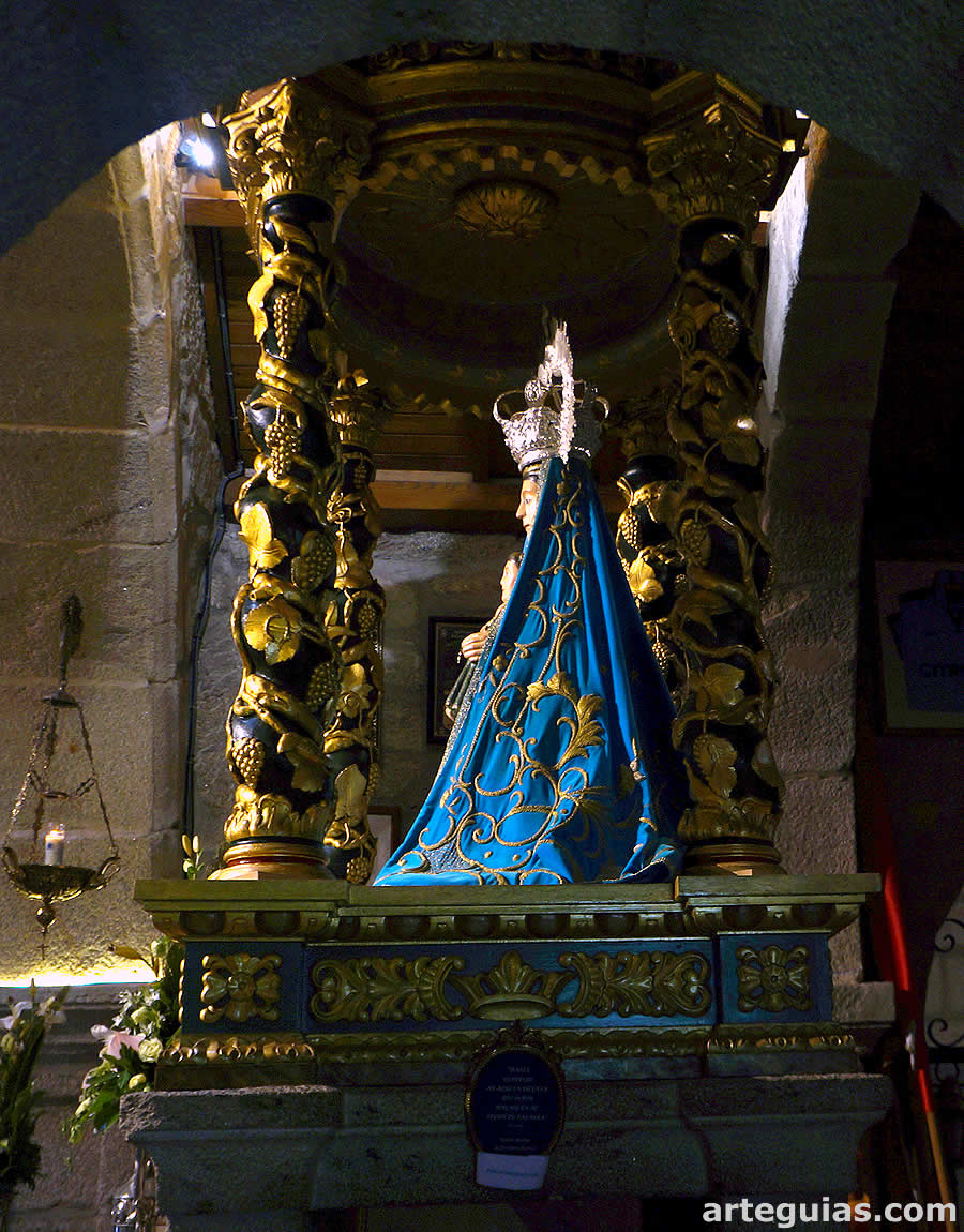 Virgen de Nuestra Señora de A Franqueira