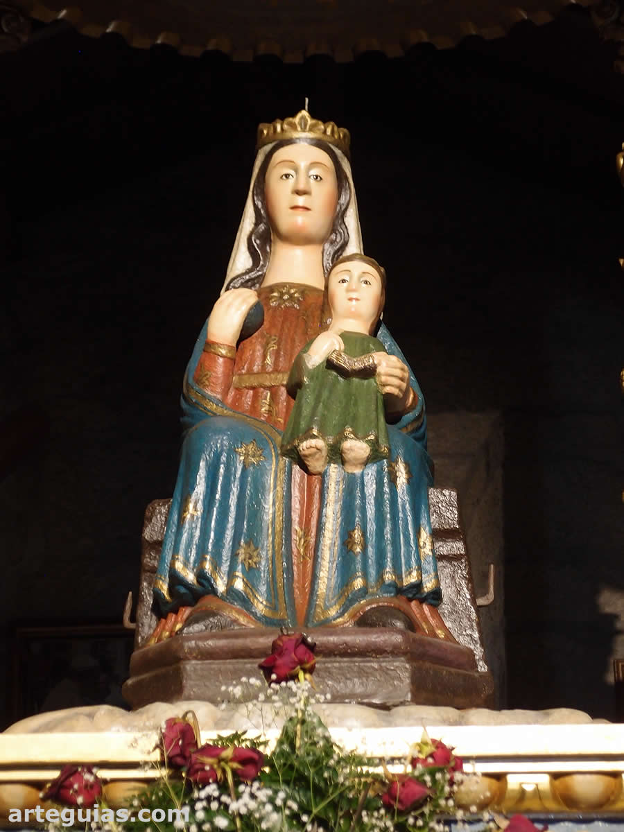 Imagen de la Virgen de Nuestra Señora de la Fuente de A Franqueira