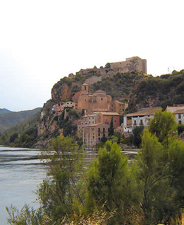 Miravet y el castillo templario