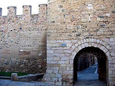 Portal de Sant Jordi. Montblanc 