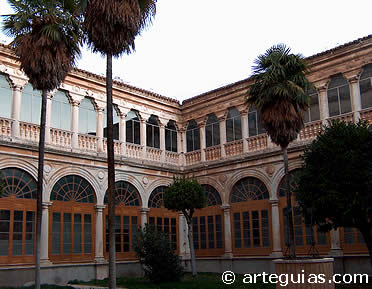 Claustro del Convento de los Padres Dominicos de Oca&ntilde;a, Toledo