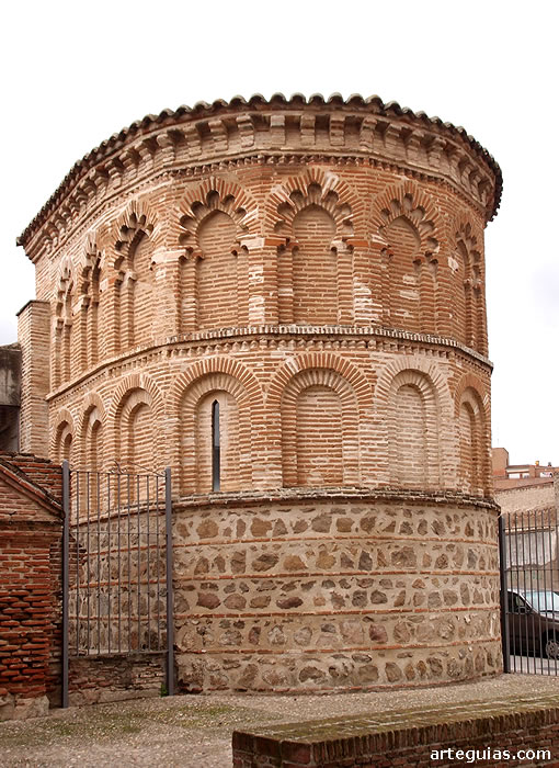 Iglesia mudéjar, conocida en Talavera de la reina como "Santiaguito"
