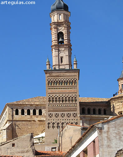 Torre de la iglesia de Santa Mar&iacute;a de Ateca