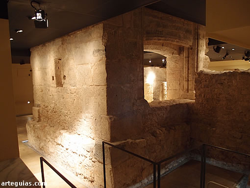 Capilla conocida como Cripta de San Vicente. Época del Reino Hispanovisigodo