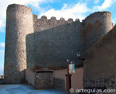 Castillo de Urue&ntilde;a. Valladolid
