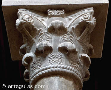 Capitel moz&aacute;rabe de San Cebri&aacute;n de Mazote