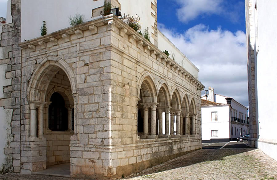 Paços do Concelho de Estremoz