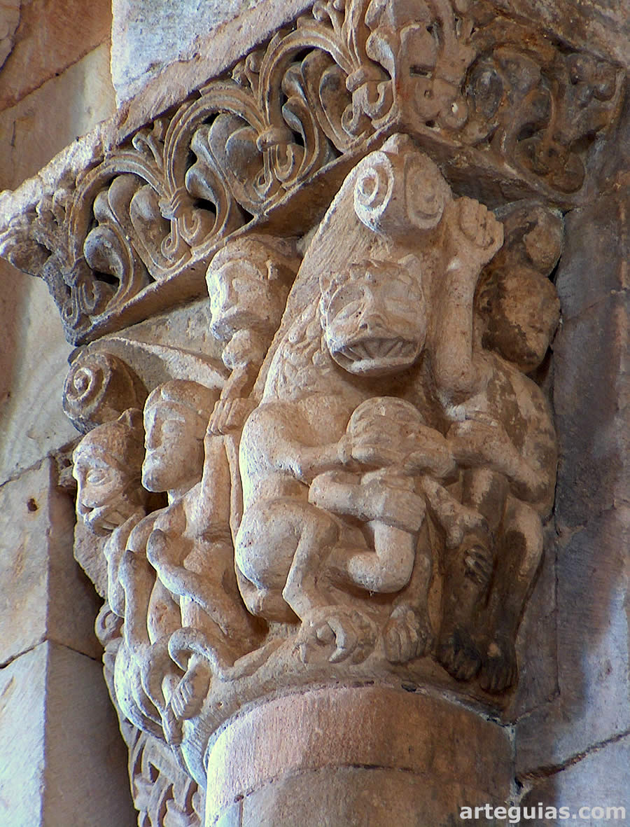Capitel interior del Monasterio de San Quirce