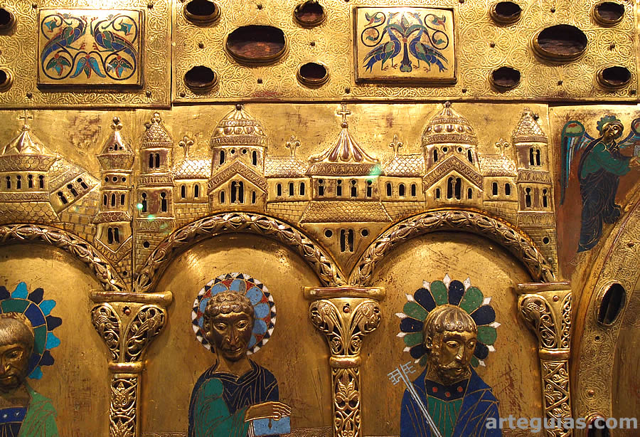 Detalle del frontal de Silos