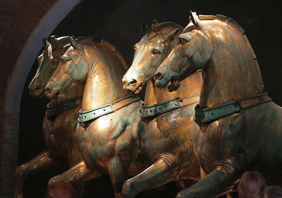 Caballos de San Marcos expliados por los venecianos